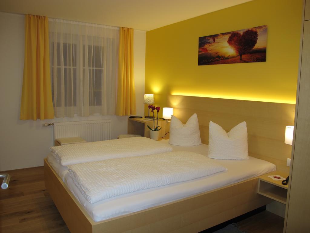 Hotel Oxa Hittisau Exterior photo